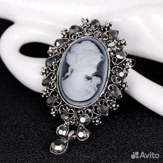 Брошь камея Италия