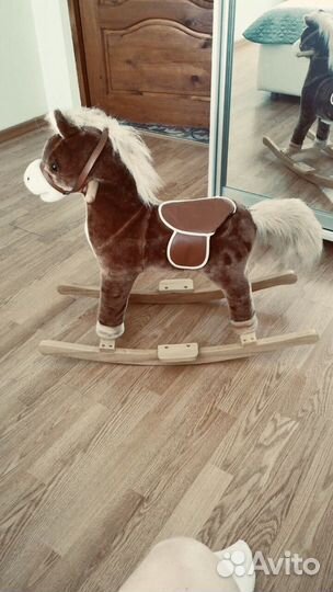 Качалка лошадь