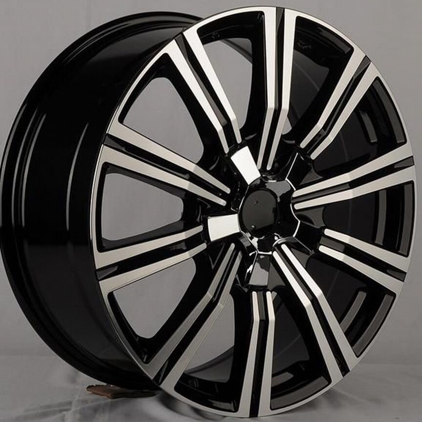 Zumbo Wheels TY27 : 9,5x22 5*150 Et:58 Dia:110,1 BKF