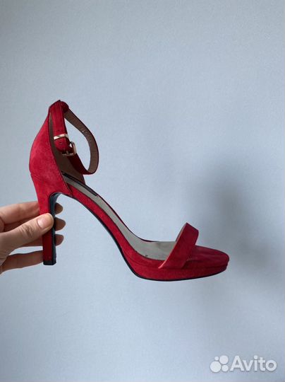 Босоножки красные Tervolina 36