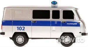 Автомобиль радиоуправляемый УАЗ 452 полиция 18 см