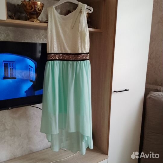 Платье на девочку