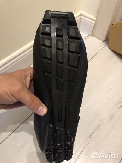 Лыжные ботинки fischer xc pro black yellow