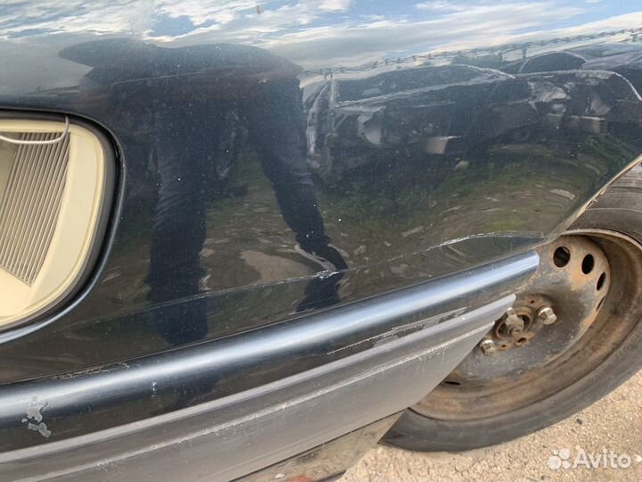 Крыло левое renault safrane