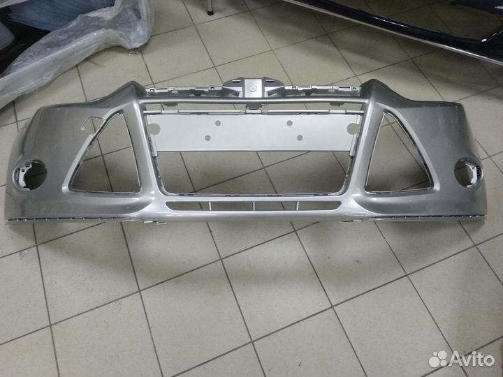 Бампер передний Ford Focus 3 в цвет