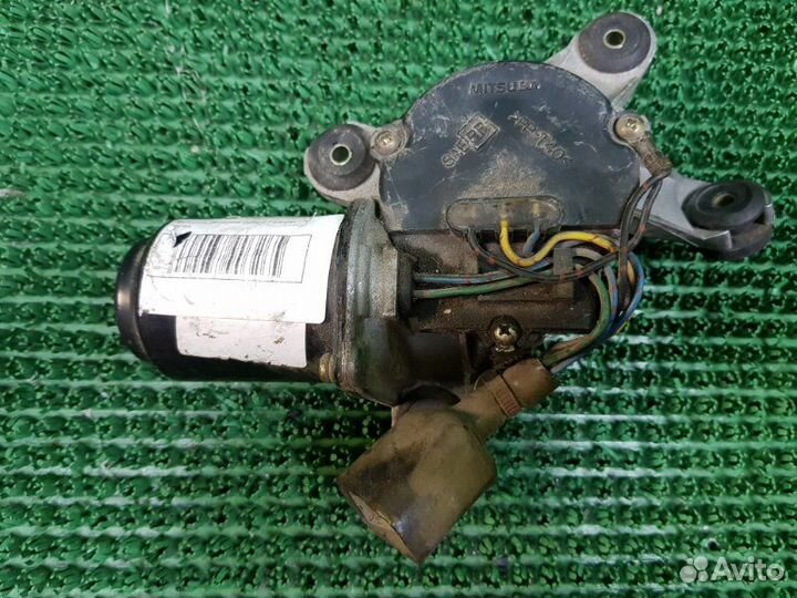 Моторчик дворника передний Subaru Forester SF5