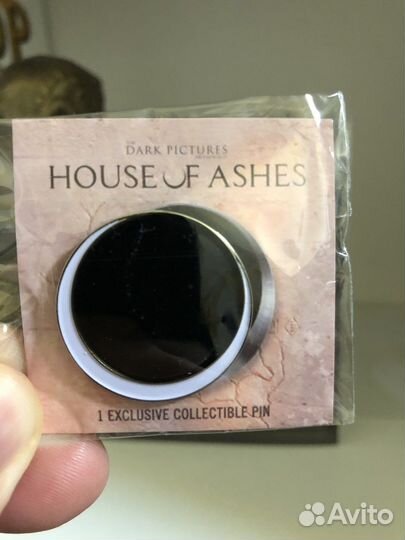 Значки (Пины) the dark pictures