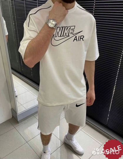 Спортивный костюм nike (футболка+шорты)