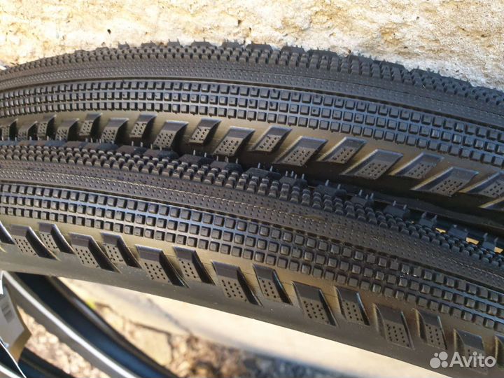 Покрышки 27.5 Schwalbe Hurricane