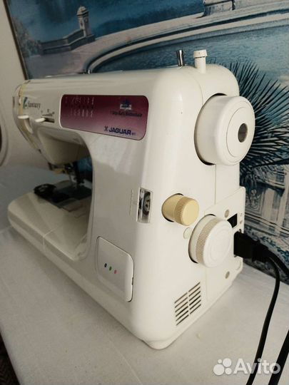 Швейная машина Jaguar 971