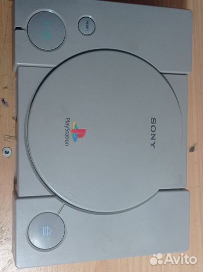 Sony PS1 (рабочая)