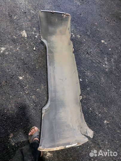 Бампер задний toyota prius nhw11