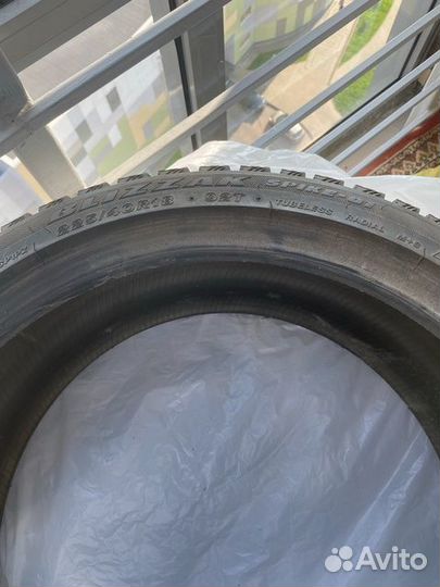 Bridgestone Blizzak Spike-01 225/40 R18