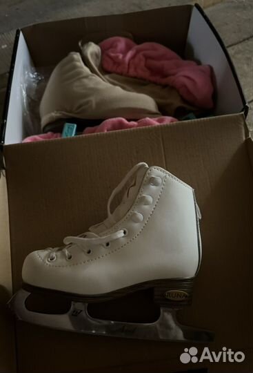 Коньки фигурные