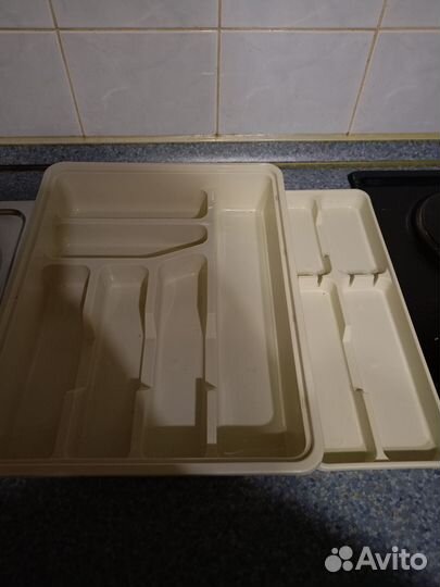 Лоток для столовых приборов