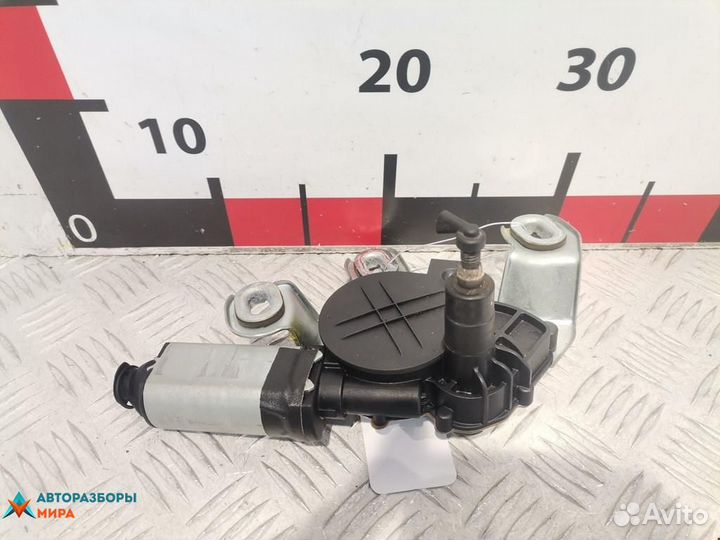 Моторчик заднего стеклоочистителя (дворника) Skoda