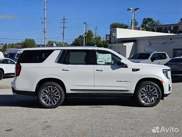 GMC Yukon 6.2 AT, 2024, 5 635 км