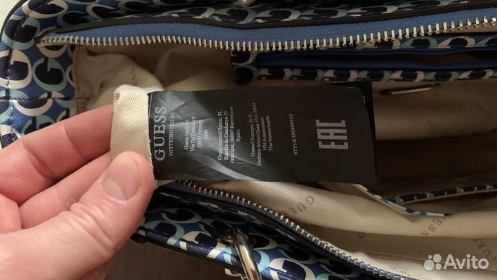 Сумка Guess