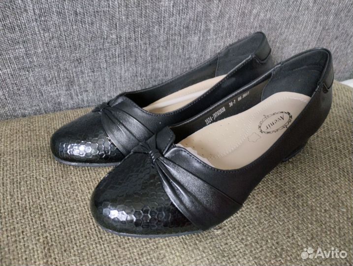 Туфли женские Avenue чёрные