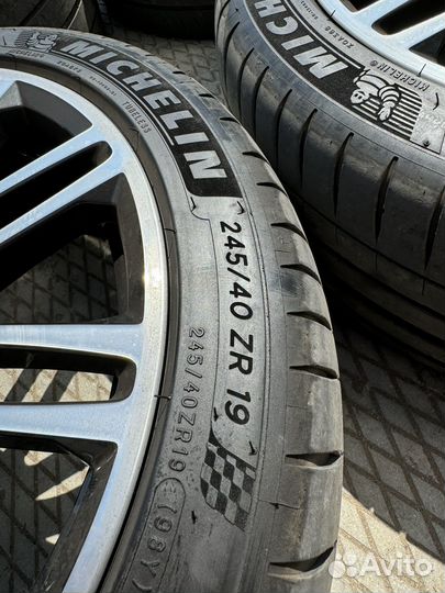 Колеса в сборе на бмв g30/g31 r19 Michelin