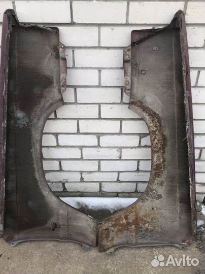 Крылья передние volvo 740