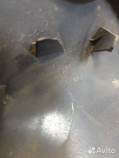 Накладка зеркала правая Citroen C3 1