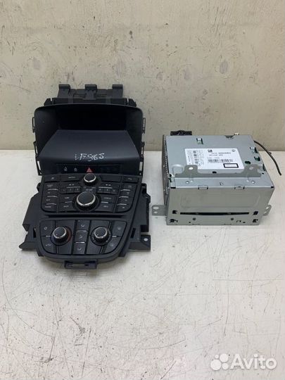 Магнитола Opel Astra J A17DTC 2012