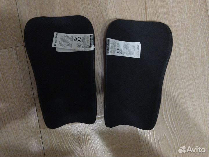 Щитки футбольные nike