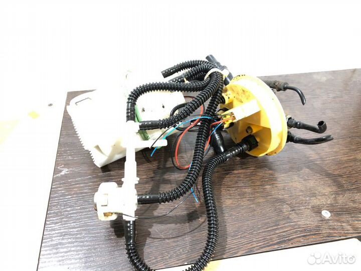 Насос топливный Land Rover Range Rover Sport L320