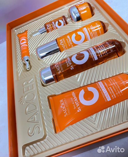 Уходвой набор косметики