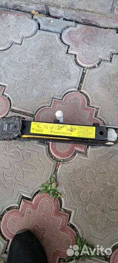 Продам домкрат