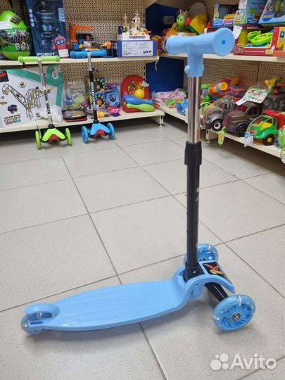 Детский самокат 3х колёсный складной