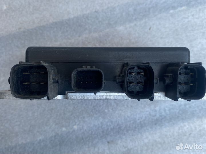 Блок управления форсунками Lexus Ls 460