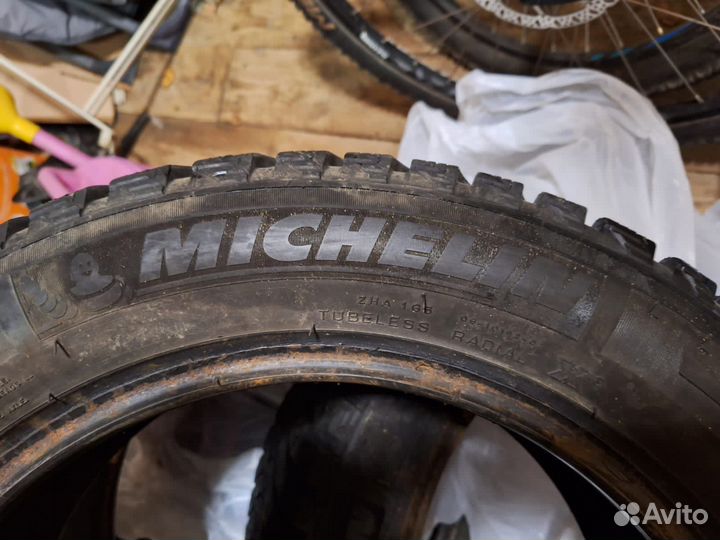 Michelin Agilis X-Ice North 185/60 R15