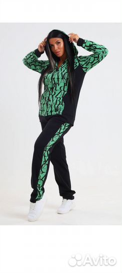 Спортивный костюм женский трикотаж 54р
