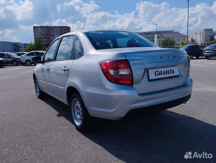LADA Granta 1.6 МТ, 2023