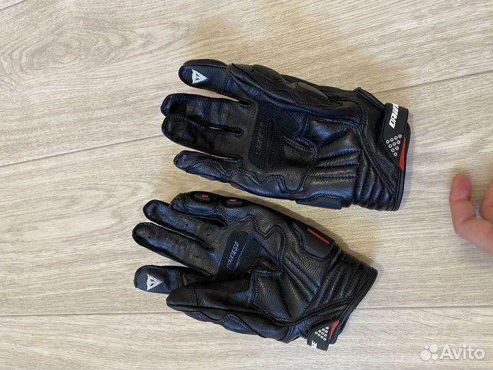 Мотоперчатки dainese