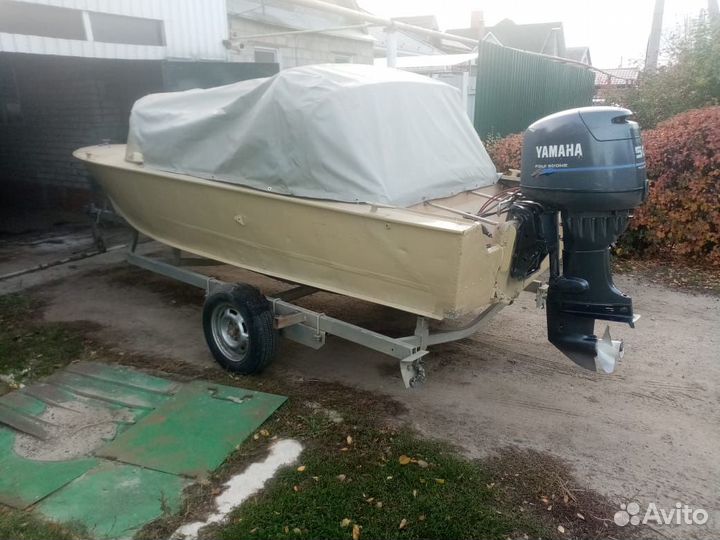 Моторная лодка Прогресс 4 с мотором