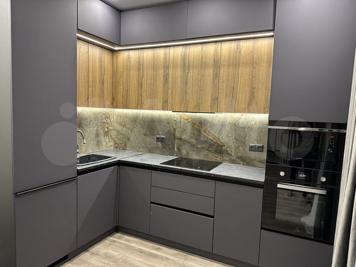 2-к. квартира, 64,5 м², 17/17 эт.