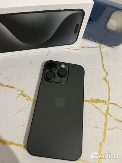 iPhone 15 Pro, 256 ГБ