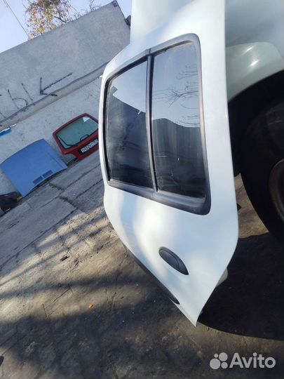 Дверь задняя левая Рено Симбол 2003г