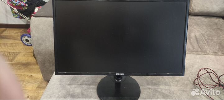 Samsung LS24F350fhixci