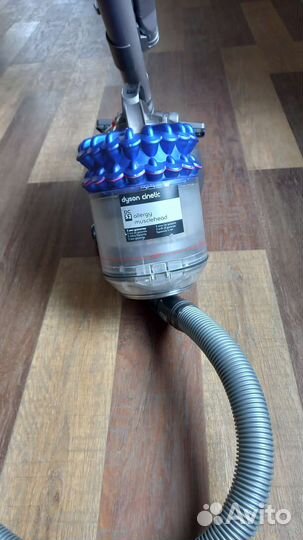 Пылесос dyson DC52