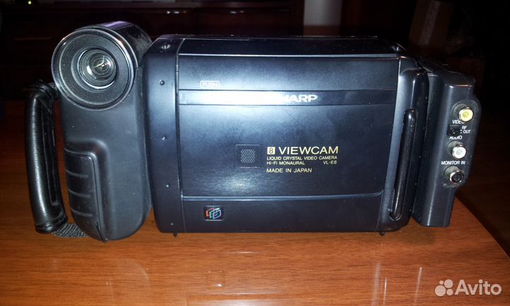 Видеокамера Sharp Viewcam VL-E8