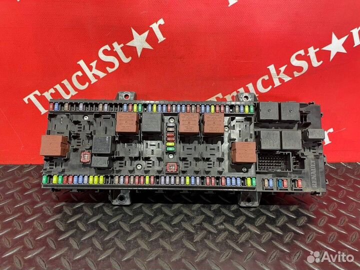 Блок предохранителей Renault T