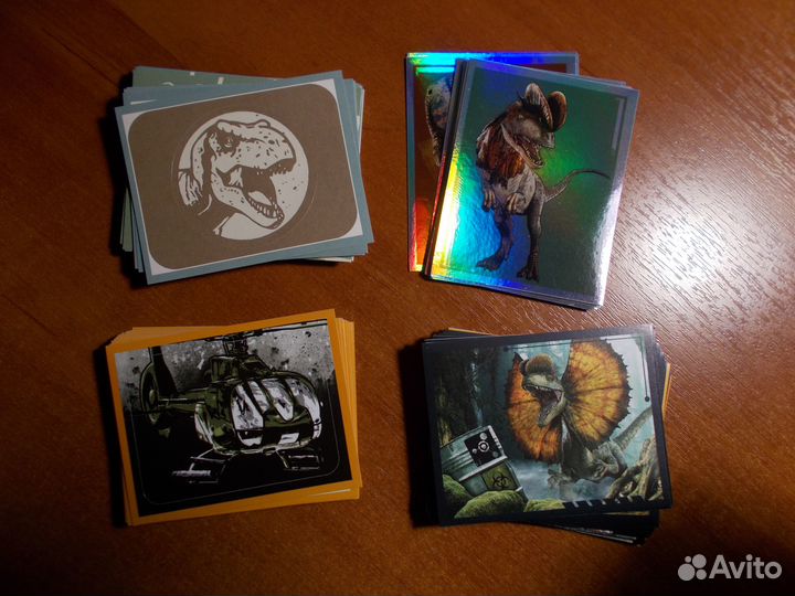 Наклейки Panini Jurassic World 3: Dominion