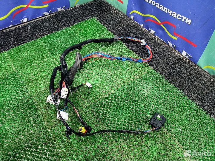 Проводка двери задней правой Kia Sportage