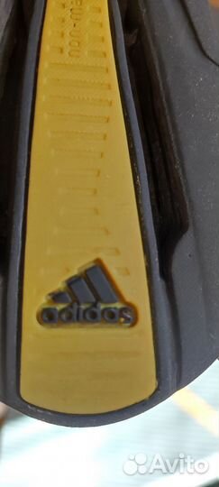 Adidas кроссовки