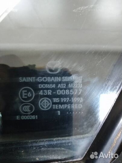Стекло двери задней левой форточка Mazda Mazda 3 B
