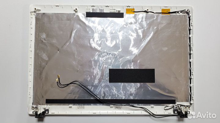 Крышка экрана Samsung R430 белая с дефектом